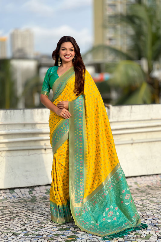 Yellow Saree Green Contrast Border Traditional Printed Design 