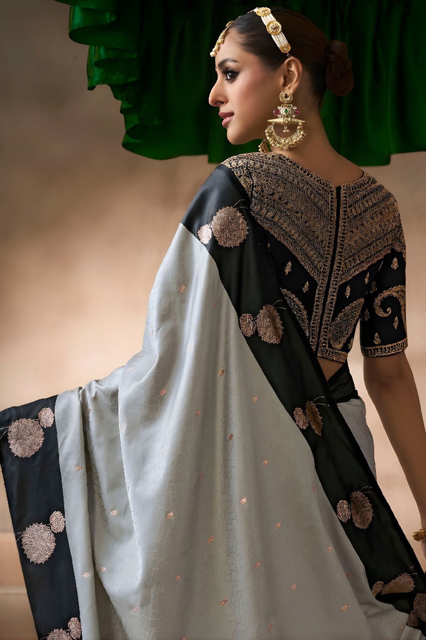 Grey Silk Saree with Black Contrast Border Rich Zari