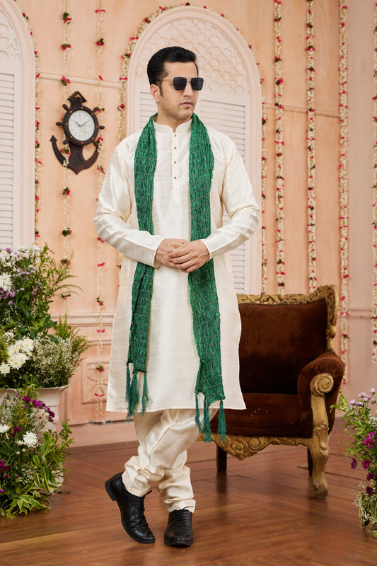 Elegant White Art Silk Wedding Kurta Pyjama with Green Stole for Men