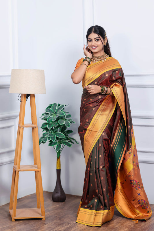 Brown Kanjivaram Silk Saree Gold Zari Border Contrast Green Pallu