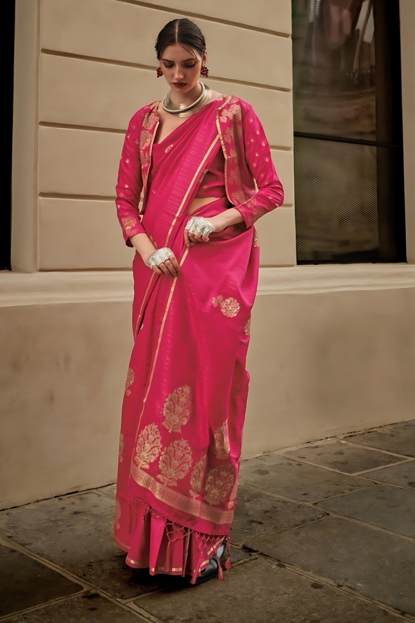 Rani Pink Banarasi Silk Saree Golden Zari Weaving Tassel Pallu