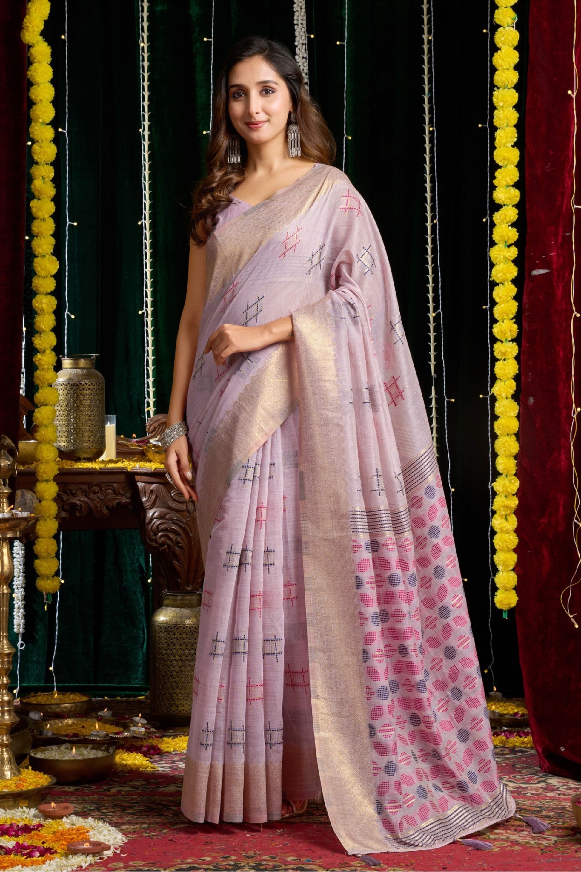 Elegant  Lavender Woven Linen Saree with Geometric Motifs Contrast Pallu