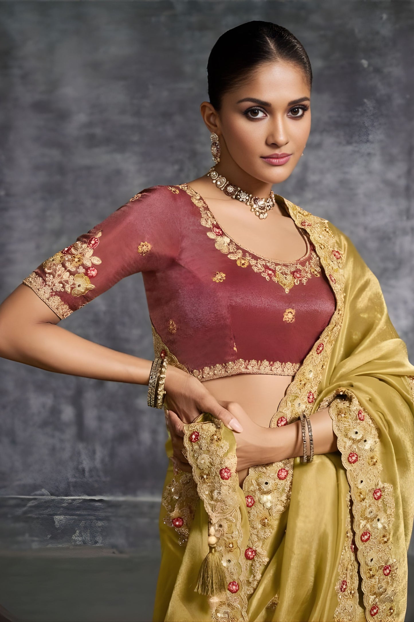 Golden Designer Silk Saree Embroidered Border Maroon Blouse