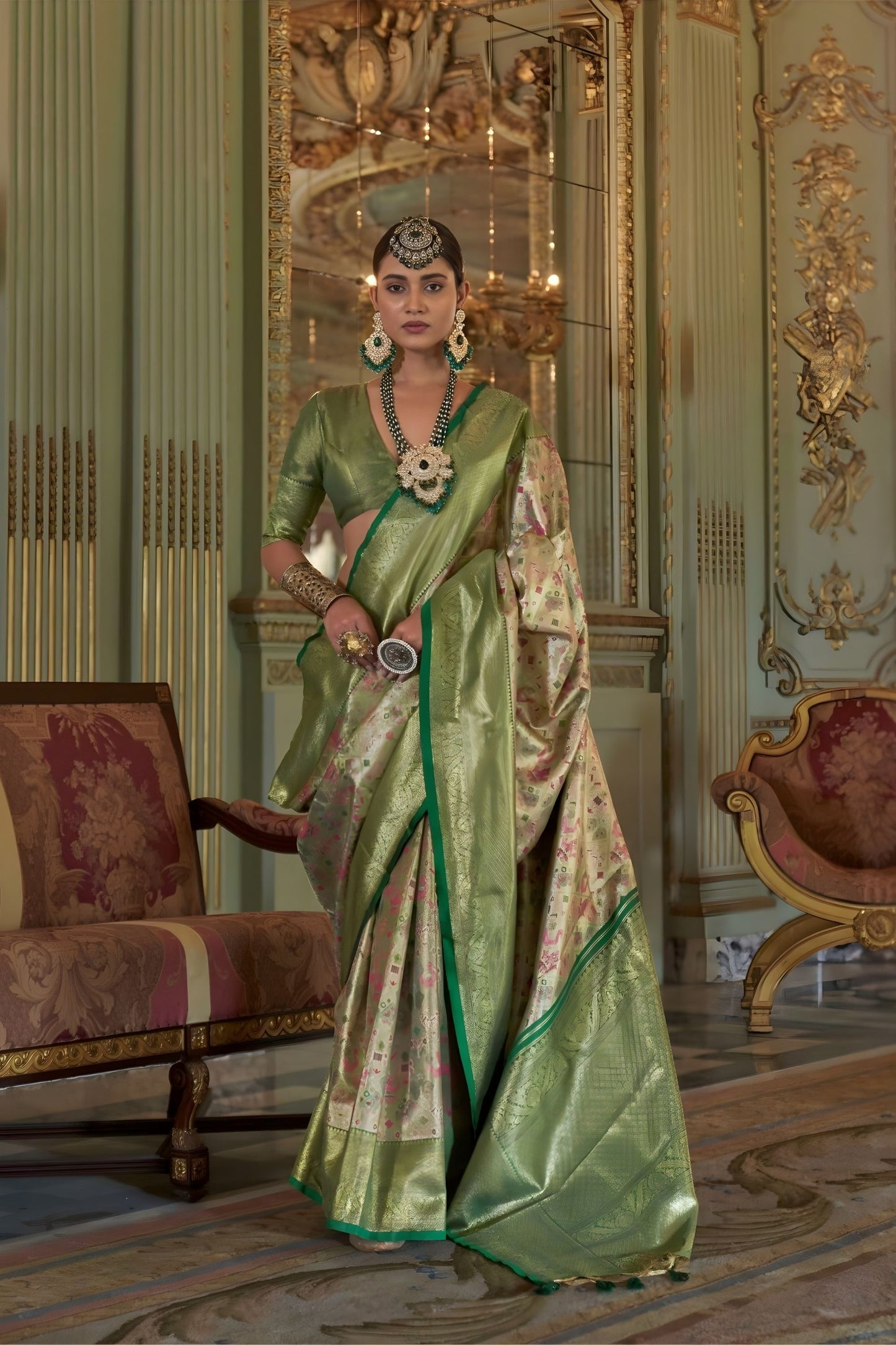 Green Silk Banarasi Saree with Floral Zari Weaving Contrast Border 