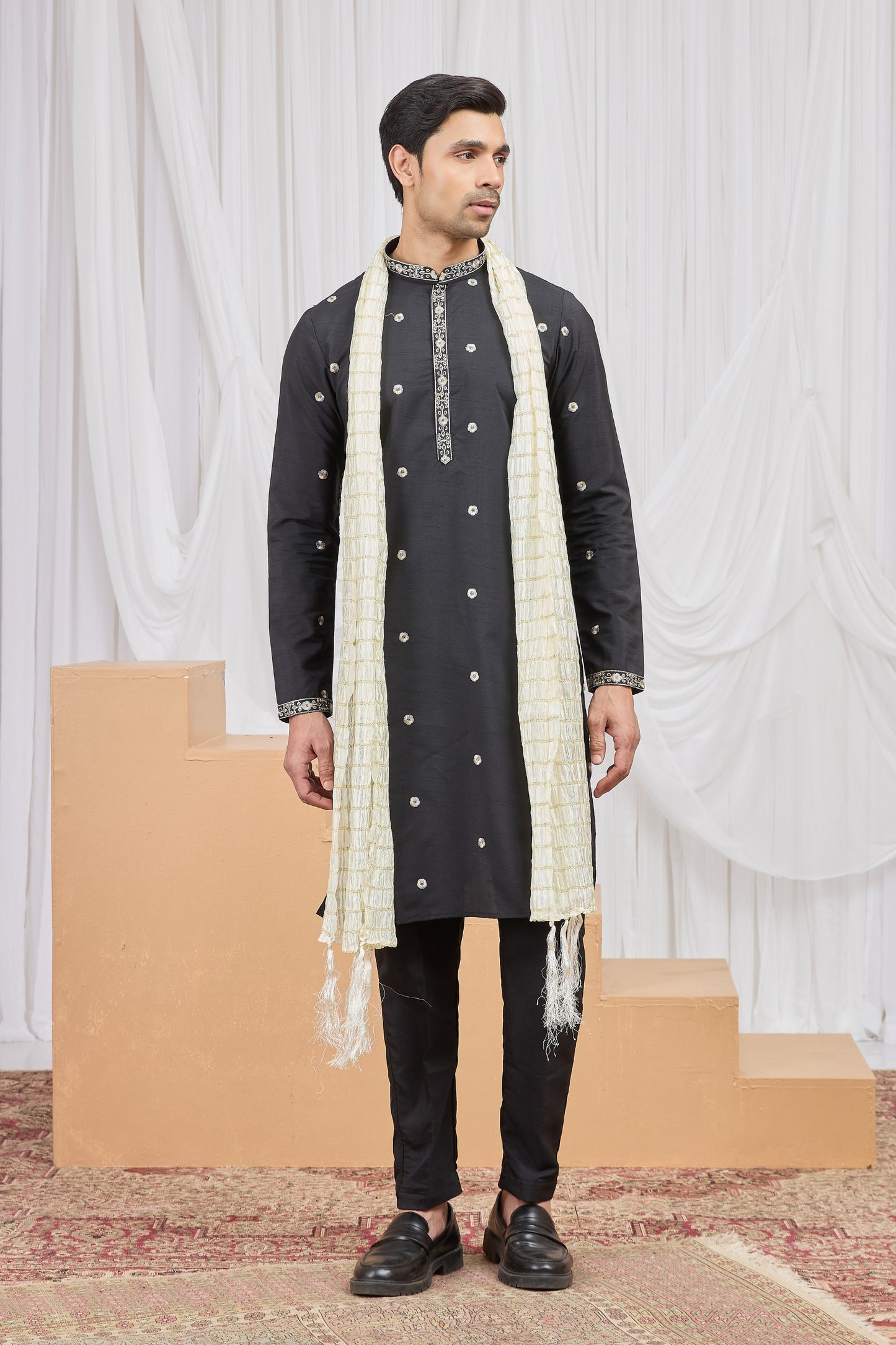 Incredible Black Art Silk Embroidered Wedding Kurta Pyjama for Men with Cream Stole
