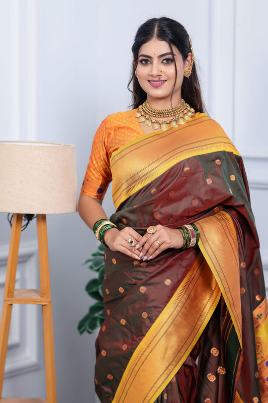 Brown Kanjivaram Silk Saree Gold Zari Border Contrast Green Pallu