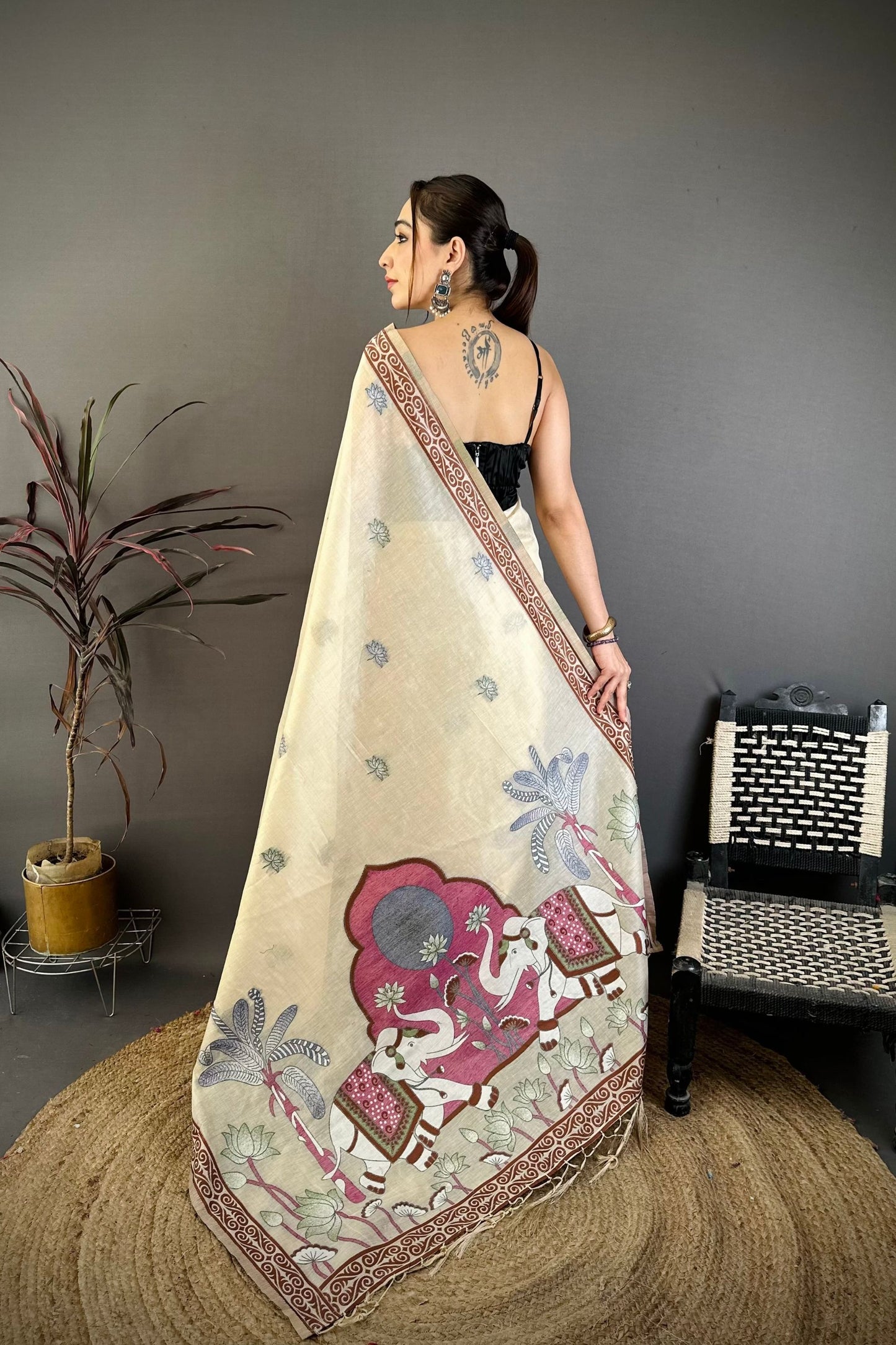 Off White Linen Cotton Saree Handcrafted Elephant Print Pallu