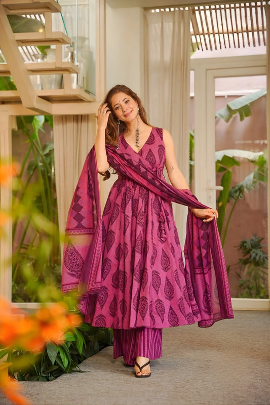 Attractive Magenta Muslin Digital Floral Printed Anarkali Salwar Suit with Dupatta