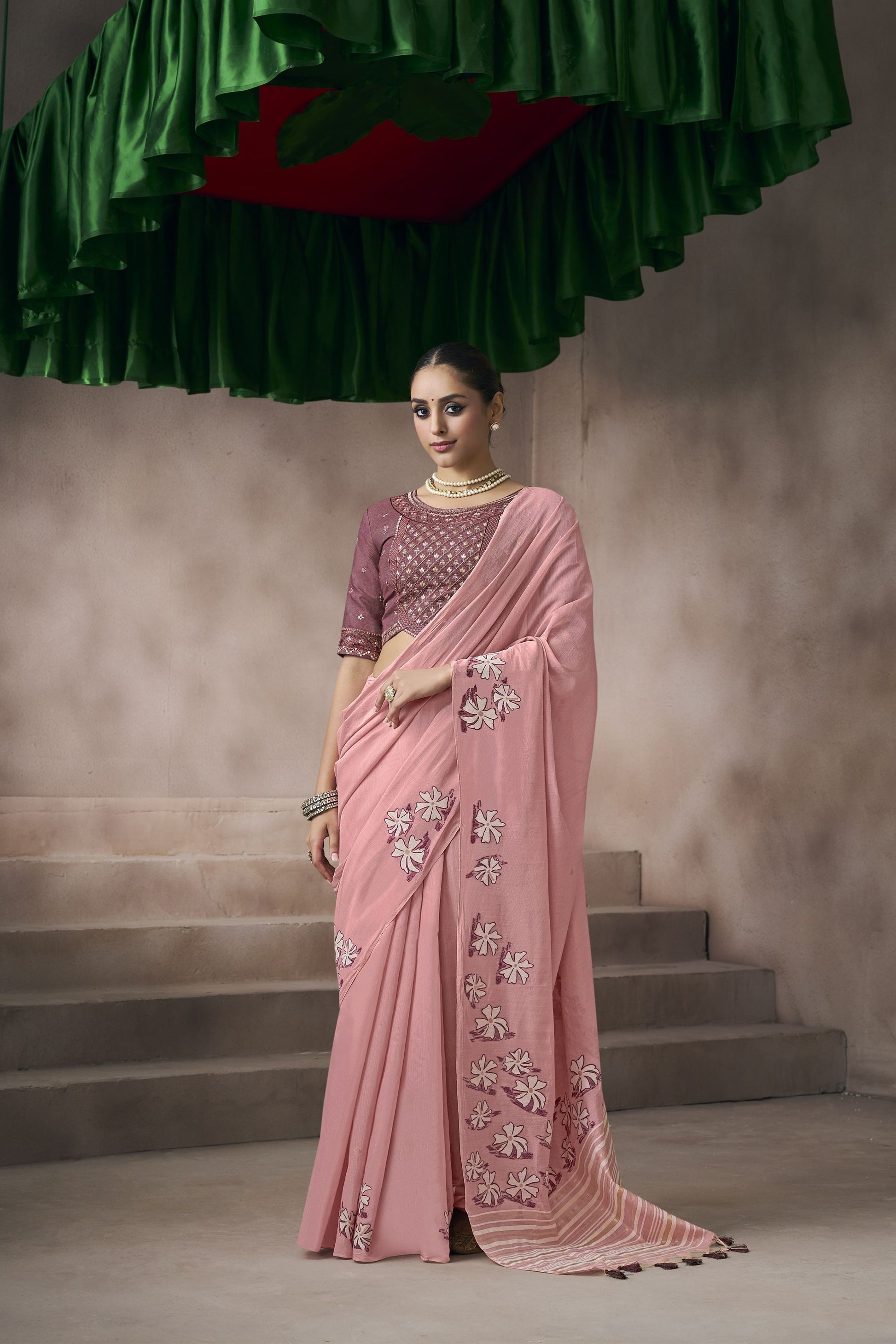 Beautiful Dusty Pink Viscose Cotton Saree with Weaving Pattern for Women