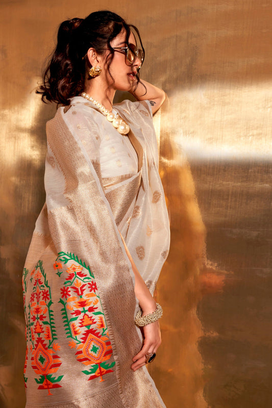 White Banarasi Silk Saree with Zari Woven Border Floral Pallu
