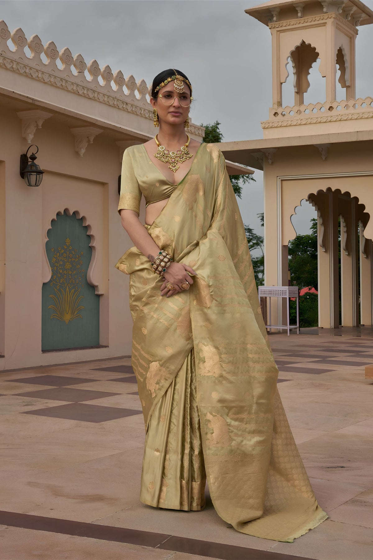 Luxury Golden Satin Silk Saree Jacquard Zari Weaving Work for Women
