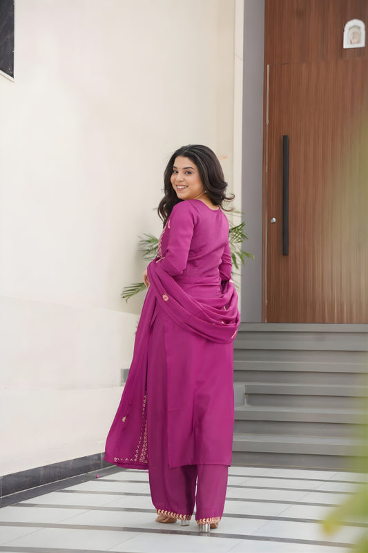 Stylish Magenta Chinon Embroidered Readymade Salwar Suit with Dupatta for Women