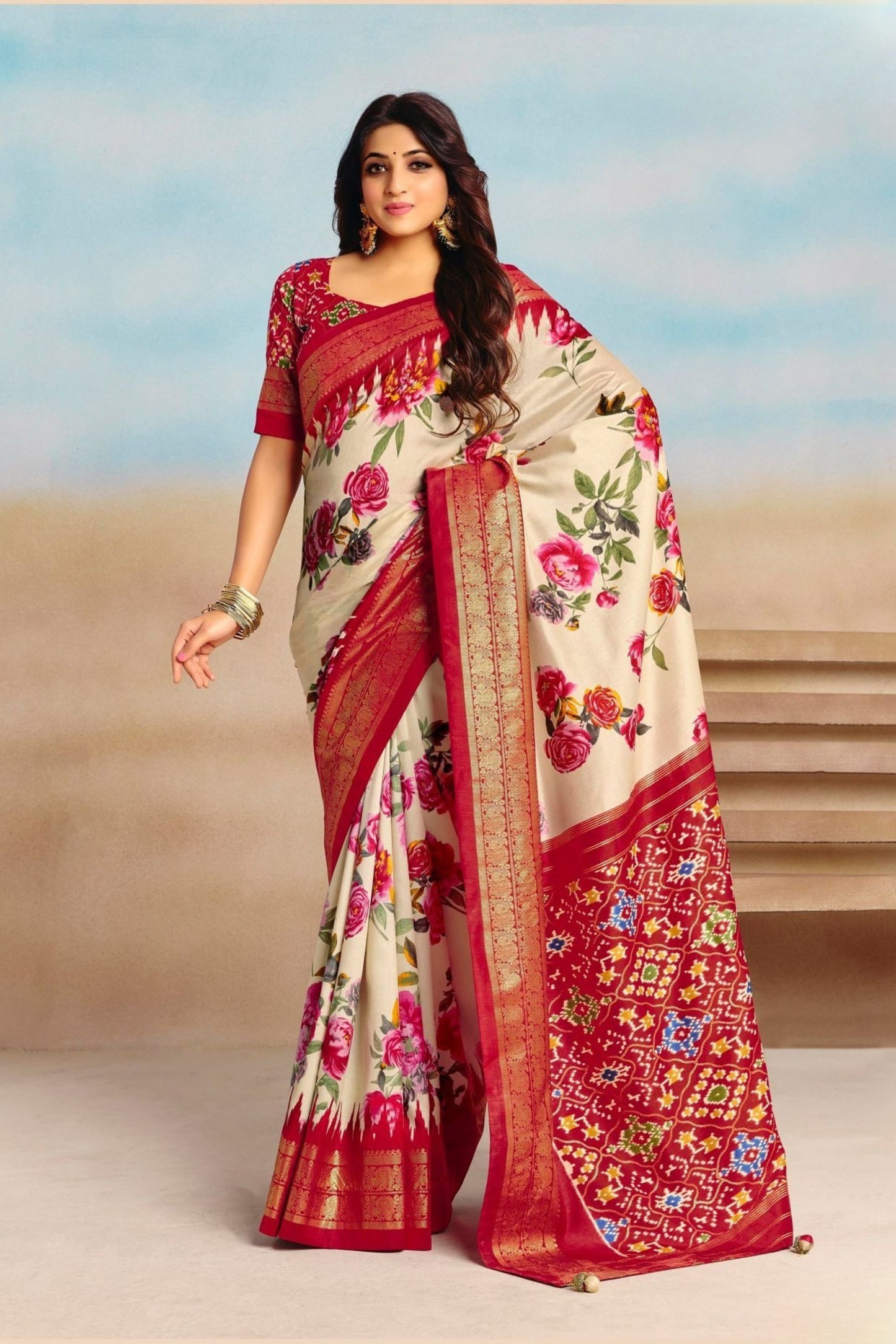 Luxury Off White Soft Silk Saree with Rich Zari Woven Border for Women