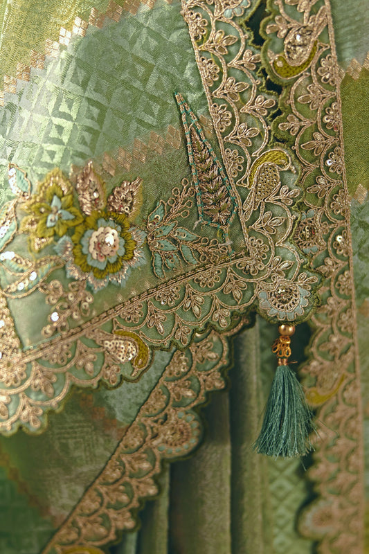 Green Silk Saree Woven Zari Embroidered Border with Readymade Blouse