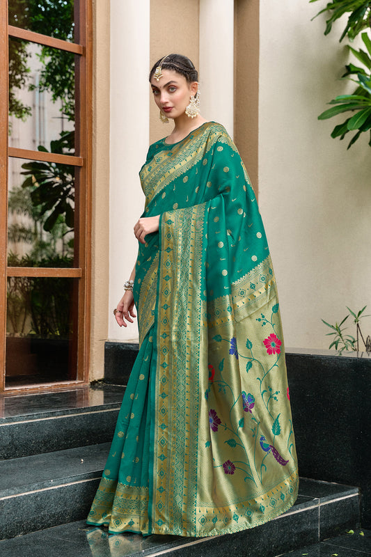 Green Silk Saree Peacock Floral Pallu Traditional Festive Wear