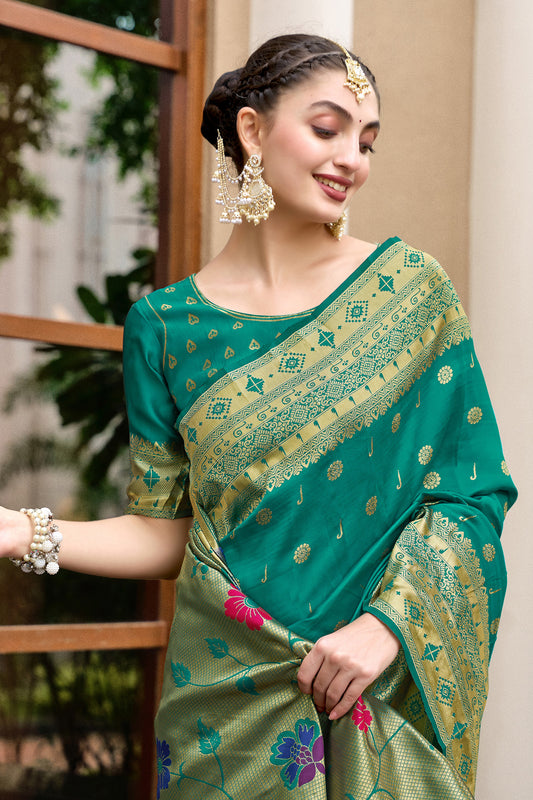 Green Silk Saree Peacock Floral Pallu Traditional Festive Wear