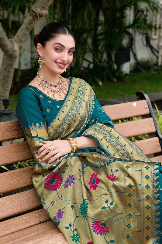 Teal Green Silk Saree Pallu Floral Pallu Festive Wear
