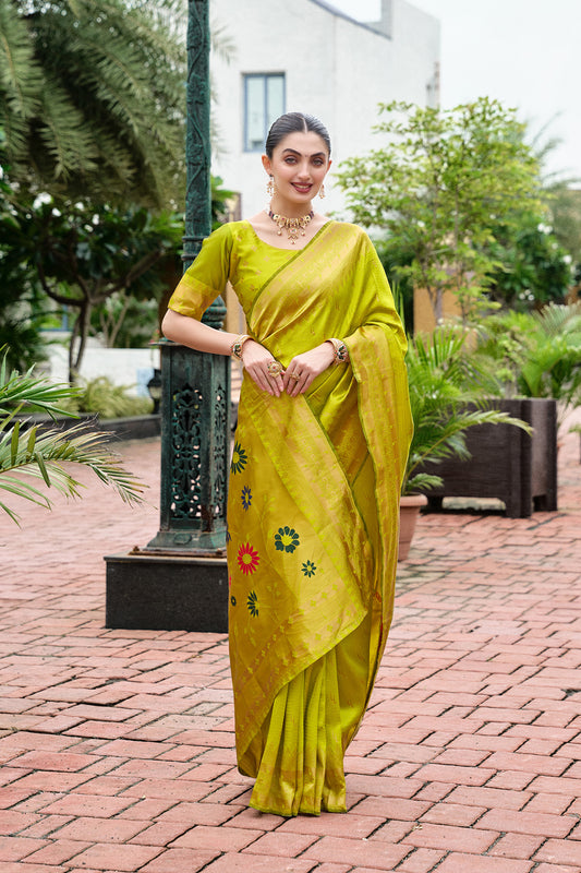 Graceful Green Banarasi Silk Saree Colorful Floral Pallu