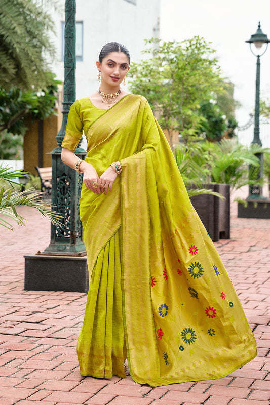 Graceful Green Banarasi Silk Saree Colorful Floral Pallu
