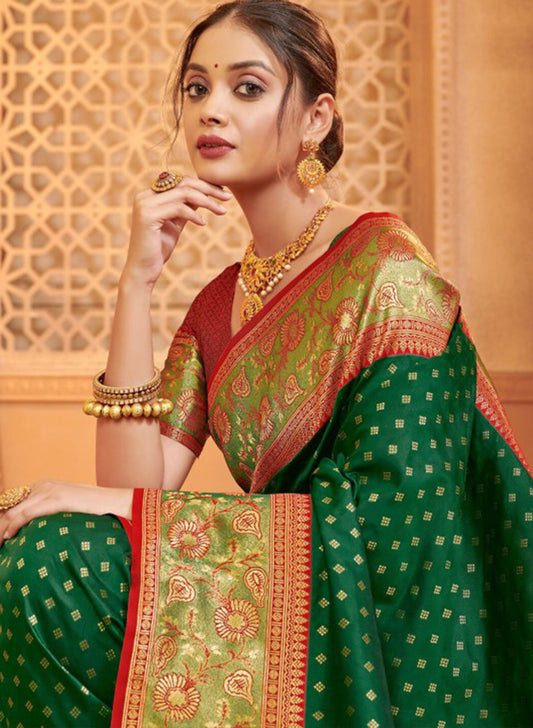 Elegant Green Banarasi Silk Saree Red Blouse Piece Perfect