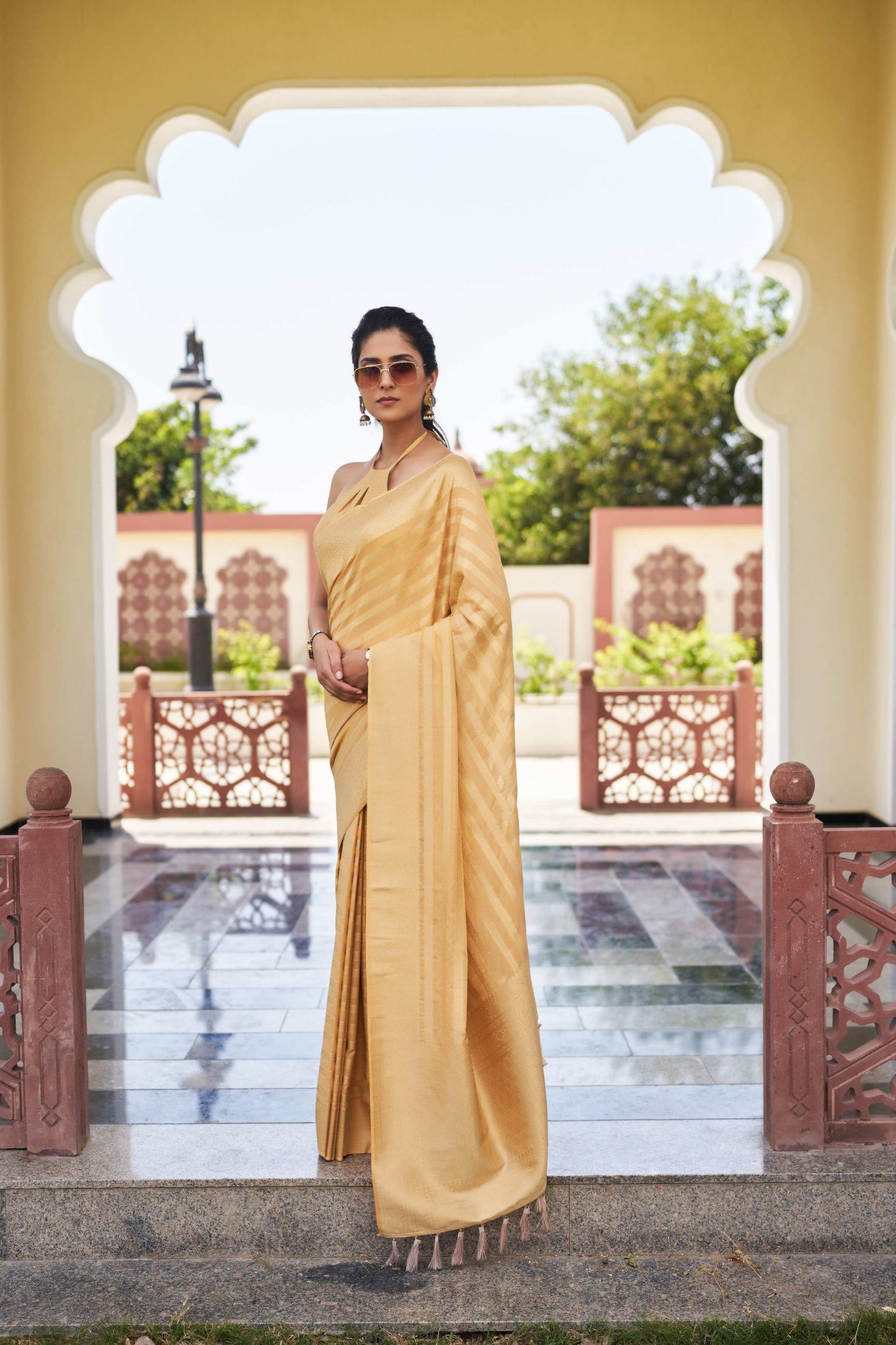 Elegant Golden Silk Traditional Sareewith Rich Weave Design