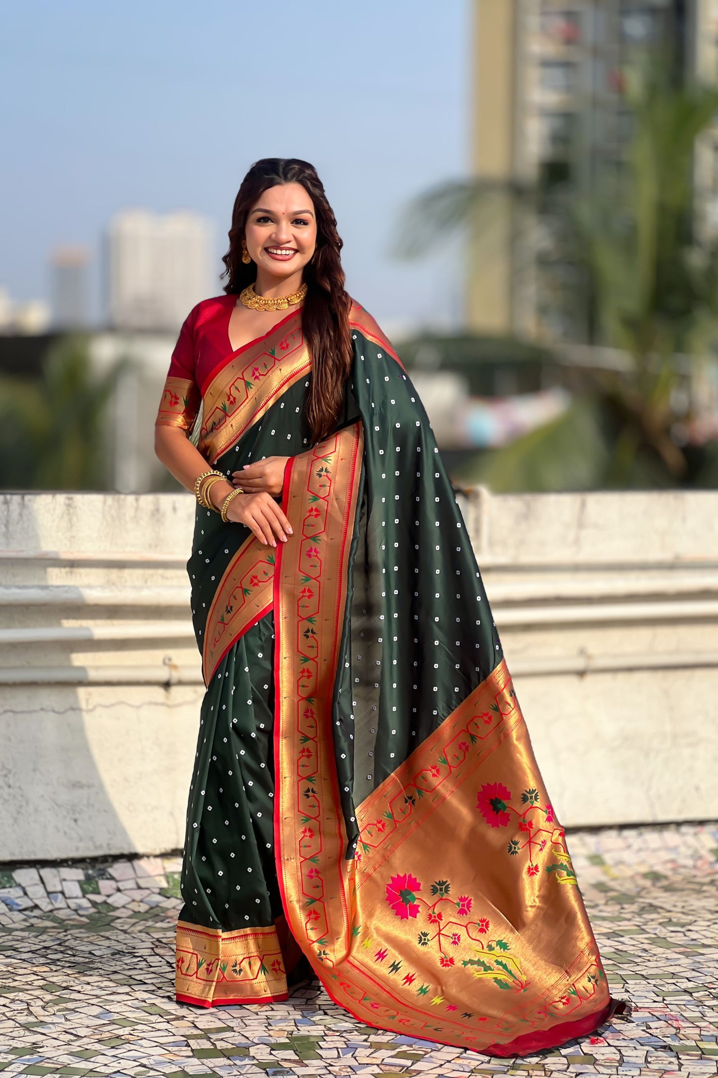 Dark Green Silk Saree Traditional Gold Floral Border Rich Pallu