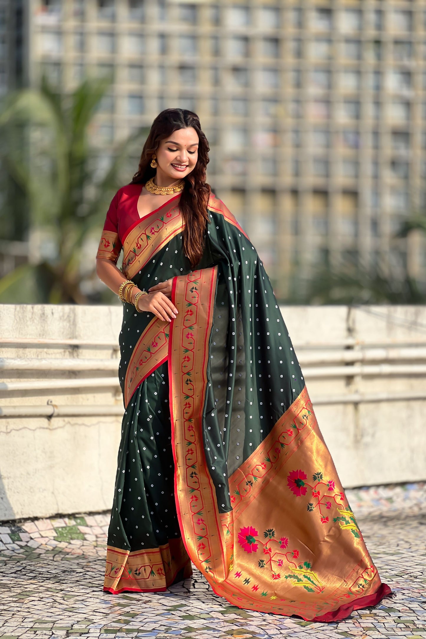 Dark Green Silk Saree Traditional Gold Floral Border Rich Pallu