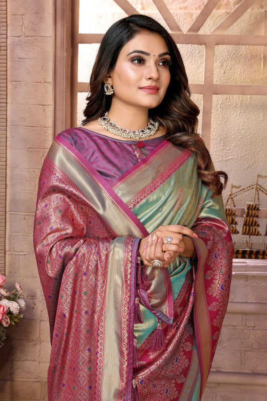 Sea Green Kanchipuram Silk Saree with Pink Zari Woven Pallu