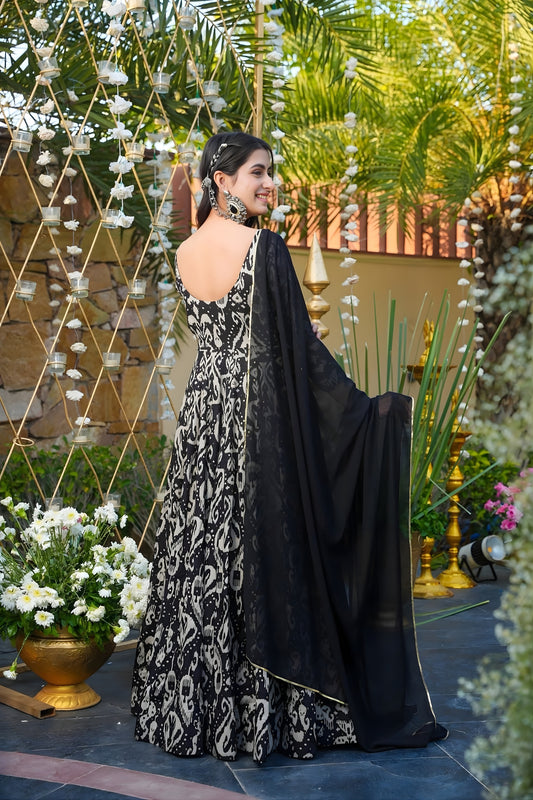 Stylish Black and White Chinon Rayon Digital Printed Casual Gown with Dupatta for Women