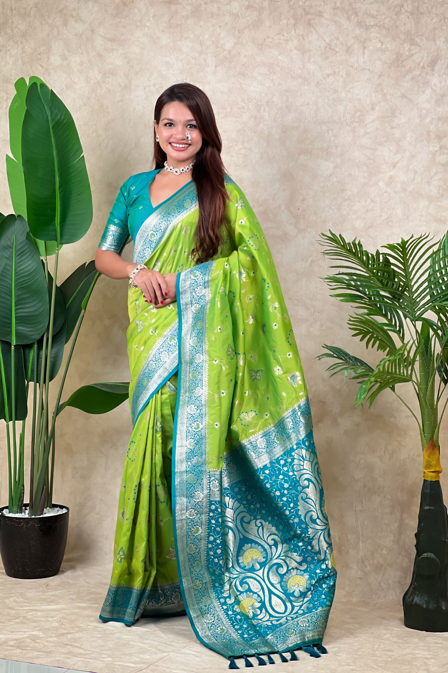 Green Banarasi Silk Saree with Blue Zari Border Floral Weaving Saree