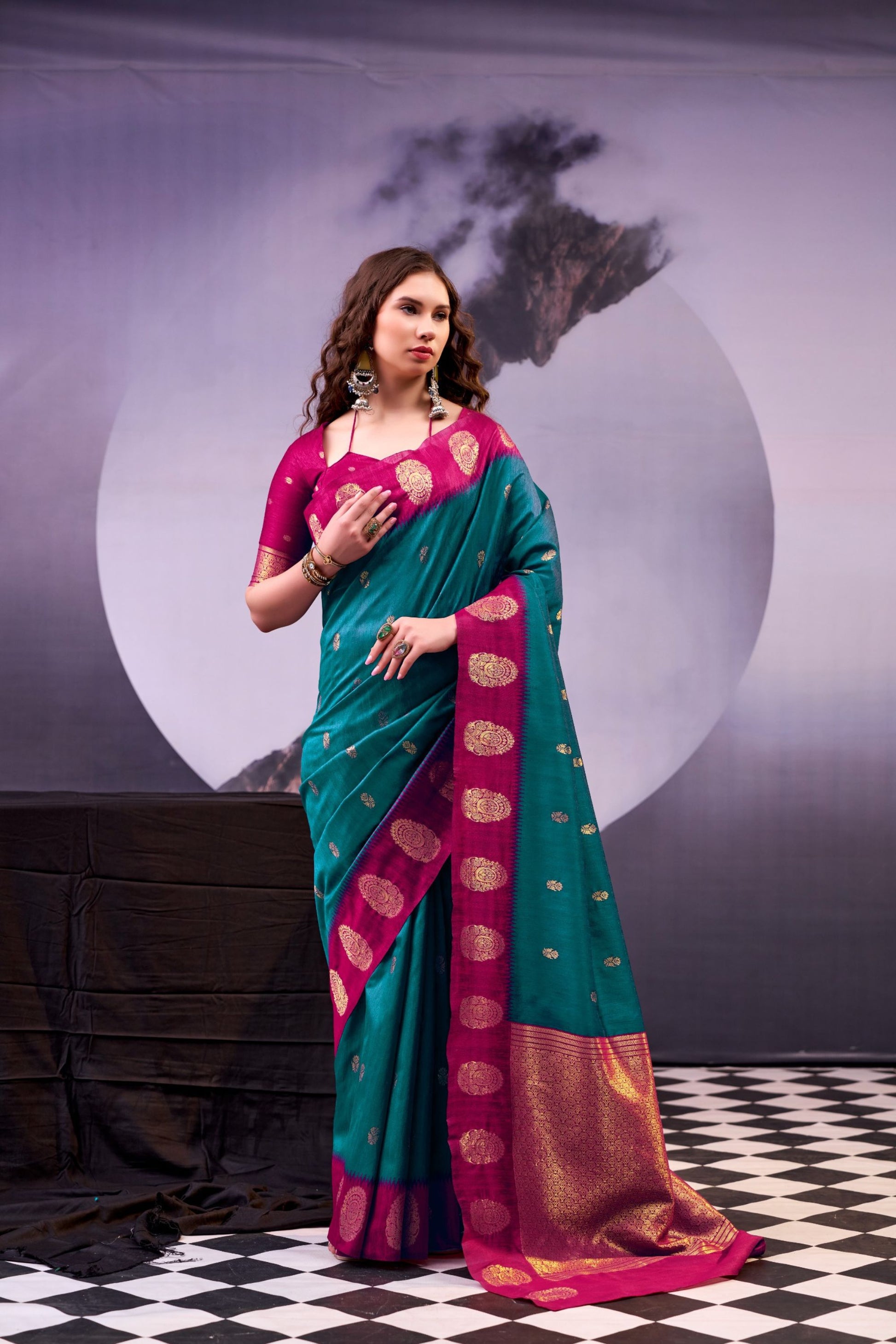 Elegant Teal Blue and Rani Pink Banarasi Silk Saree with Rich Zari Woven Border 