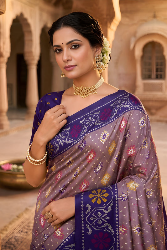 Graceful Lavender Patola Silk Saree Woven Border for Wedding Wear