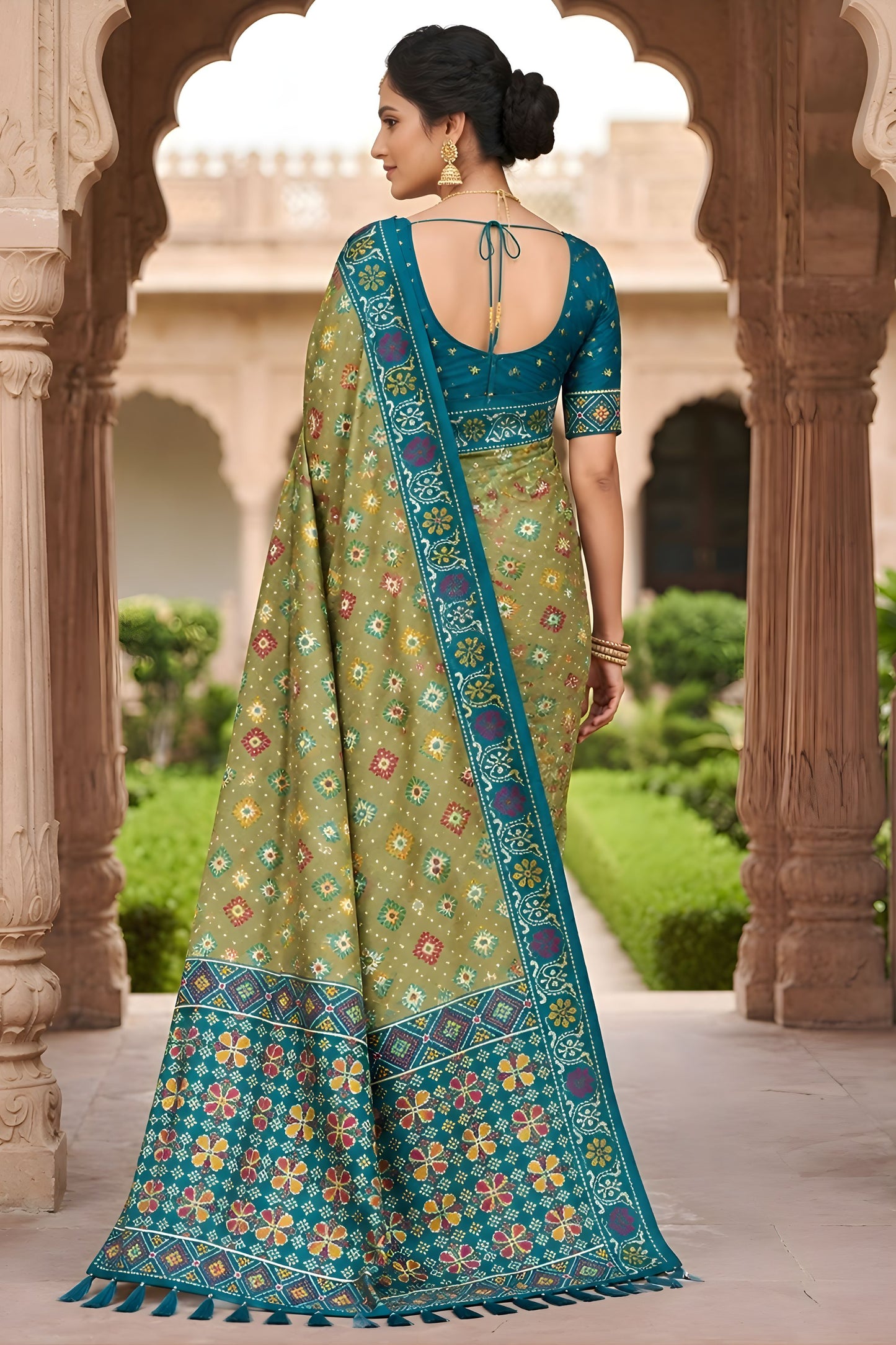 Wonderfull Pista Green Patola Silk Saree Woven Border Wedding Wear