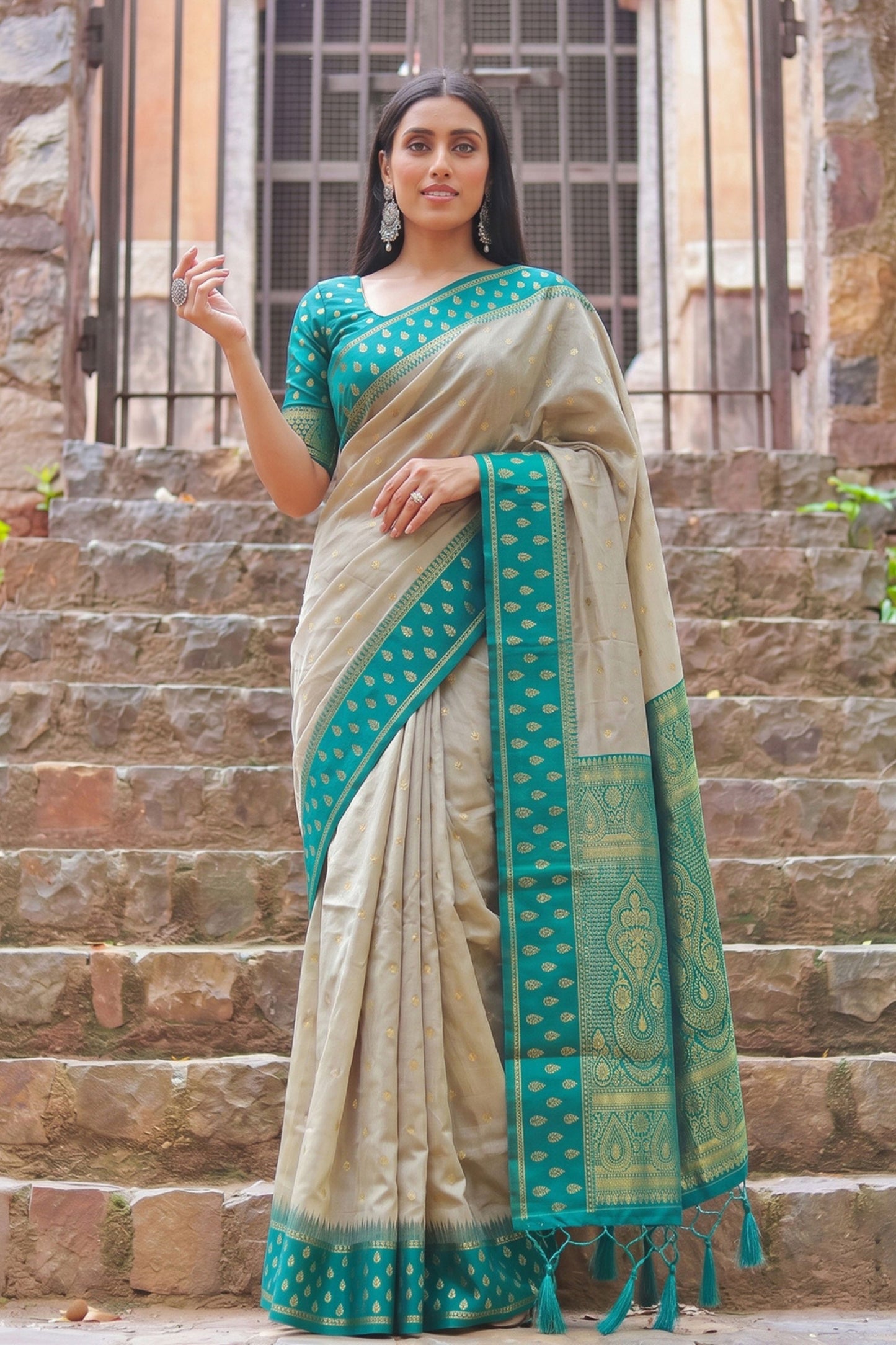 Graceful Beige Cotton Weaving Jari Designer Saree Border for Women