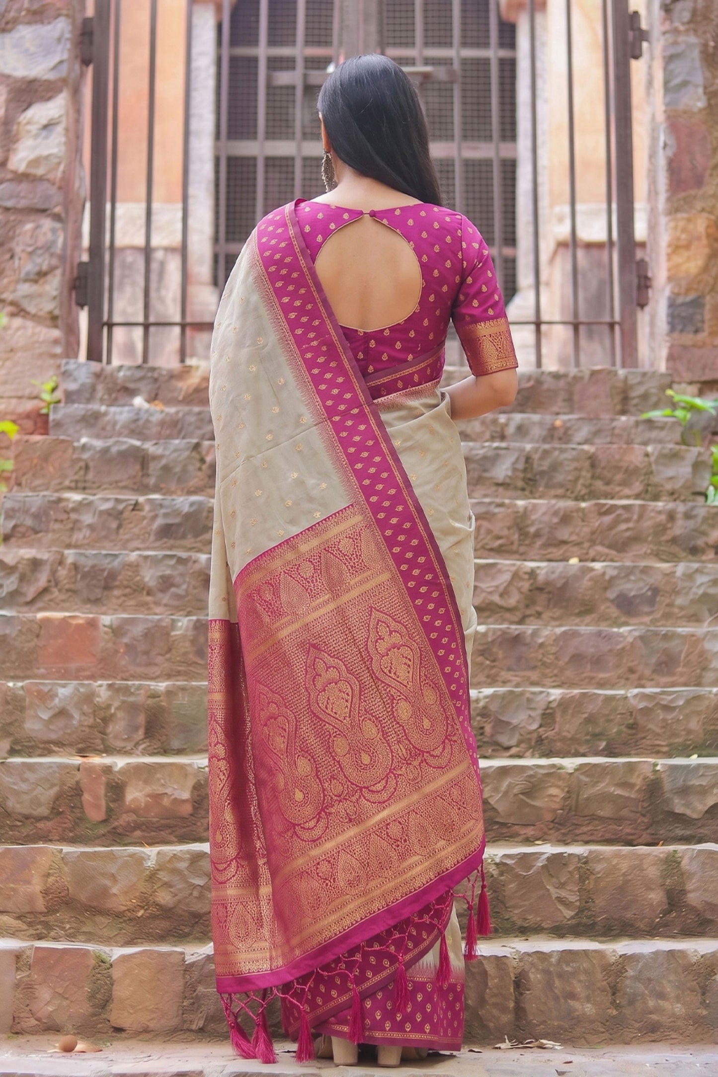 Stunning Beige Cotton Weaving Jari Designer Saree Border for Women
