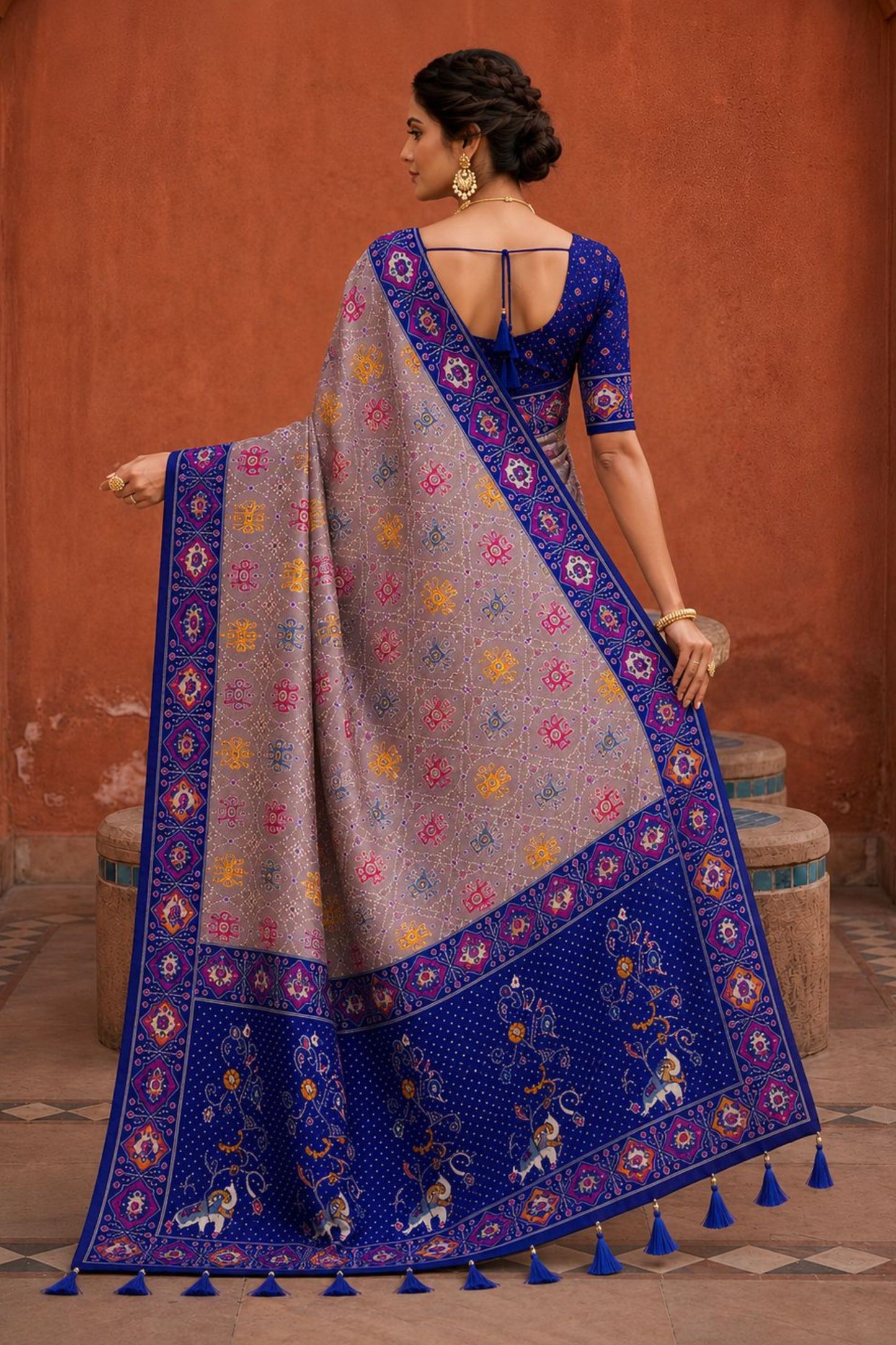 Vibrant Grey Patola Silk Woven Meenakari Jacquard Designer Saree for Women
