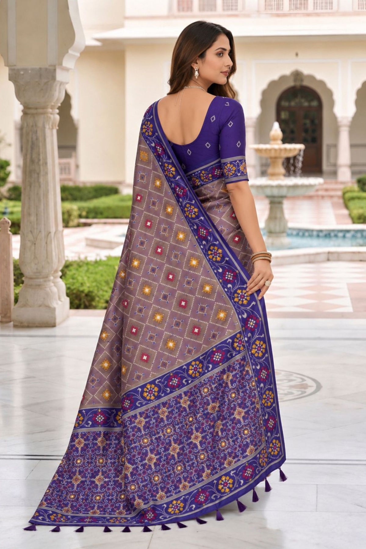 Beautiful Mauve Patola Silk Woven Meenakari Jacquard Saree for Women