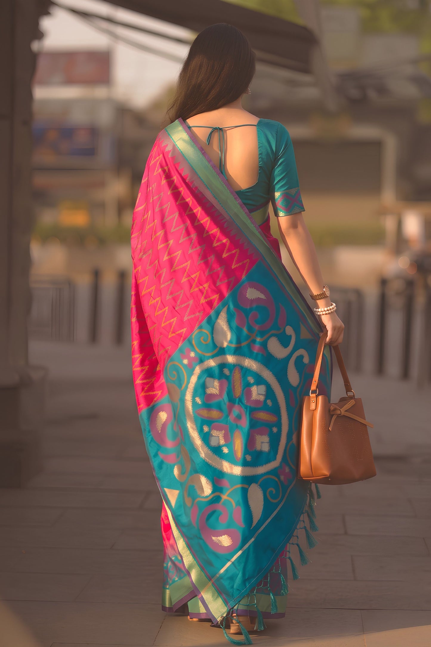 Beautiful Rani Pink Soft Silk Woven Border Designer Printed Saree