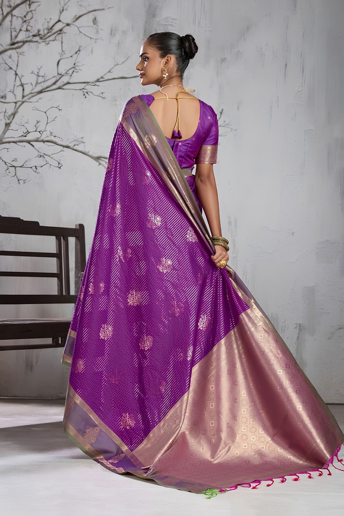 Stunning Purple Silk Woven Saree Zari Border for Women