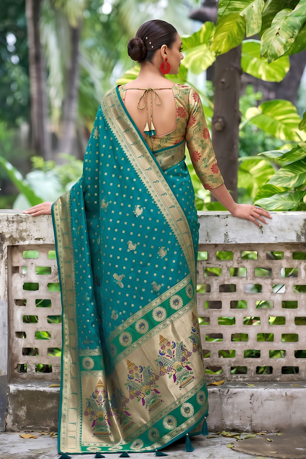 Elegant Teal Green Silk Woven Designer Saree for Women
