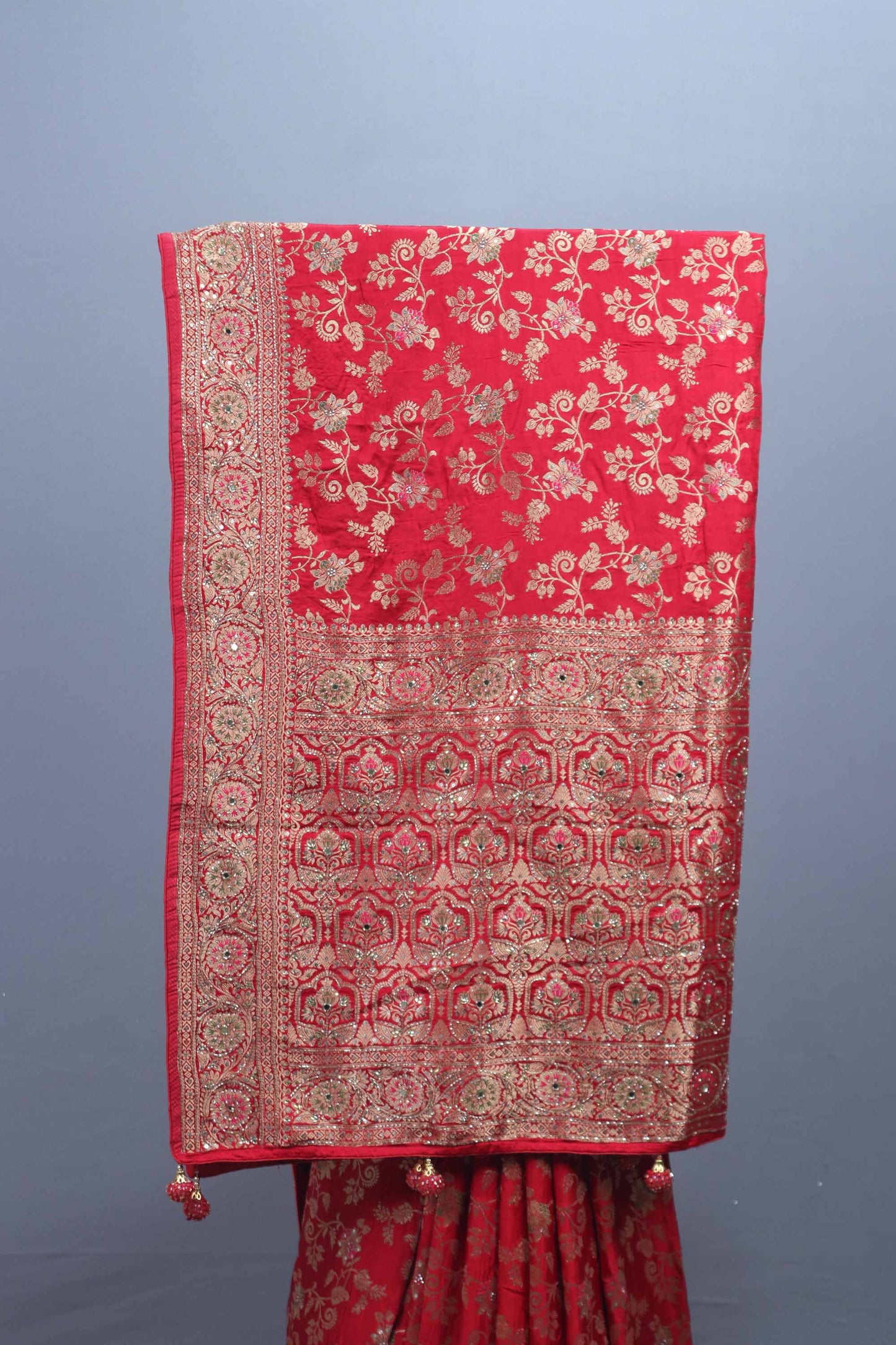 Red Embroidered Silk Saree Motifs Heavy Zari Border Designer Pallu