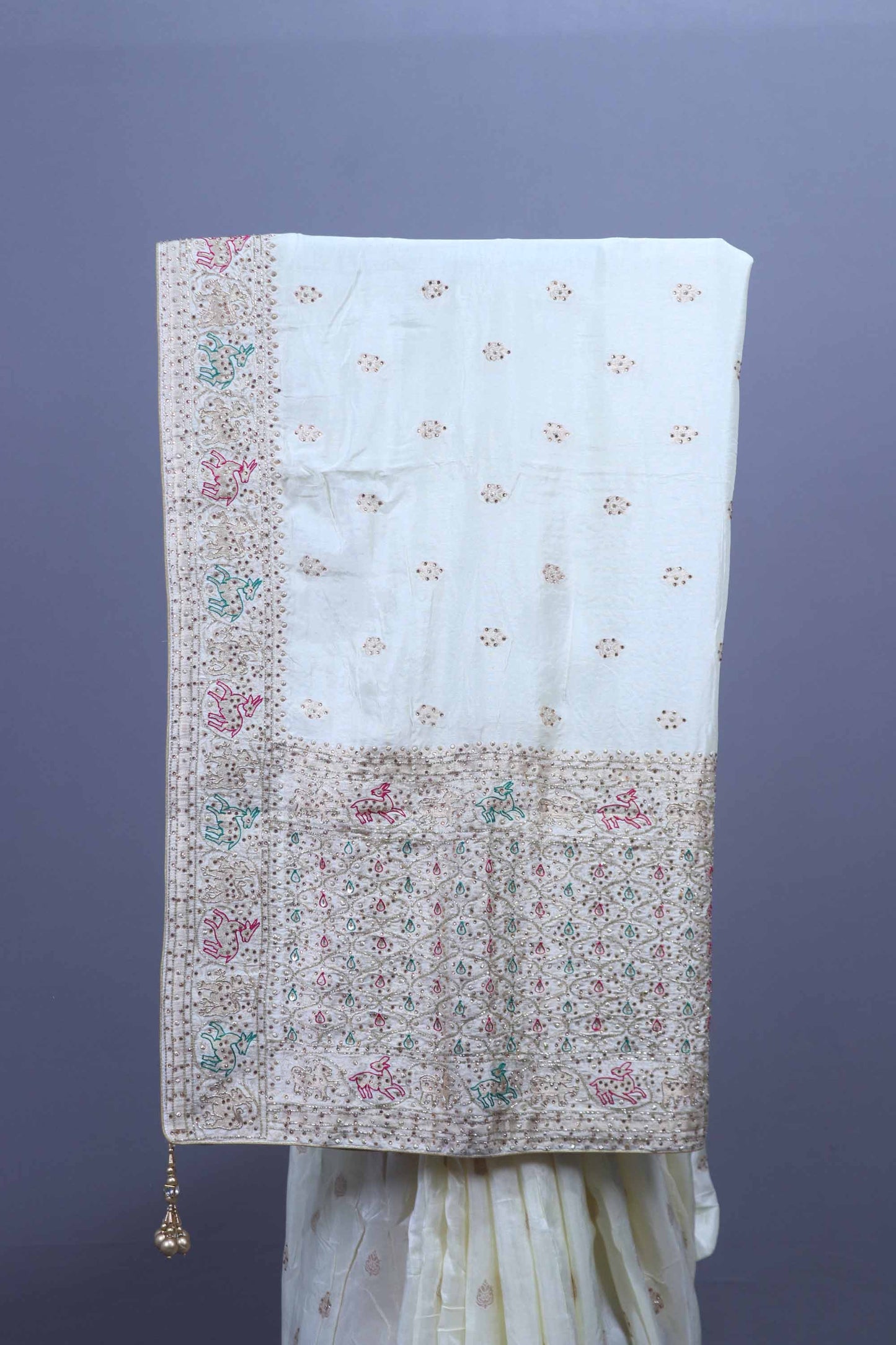 Ivory White Silk Saree with Traditional Animal Motif Border Zari Work