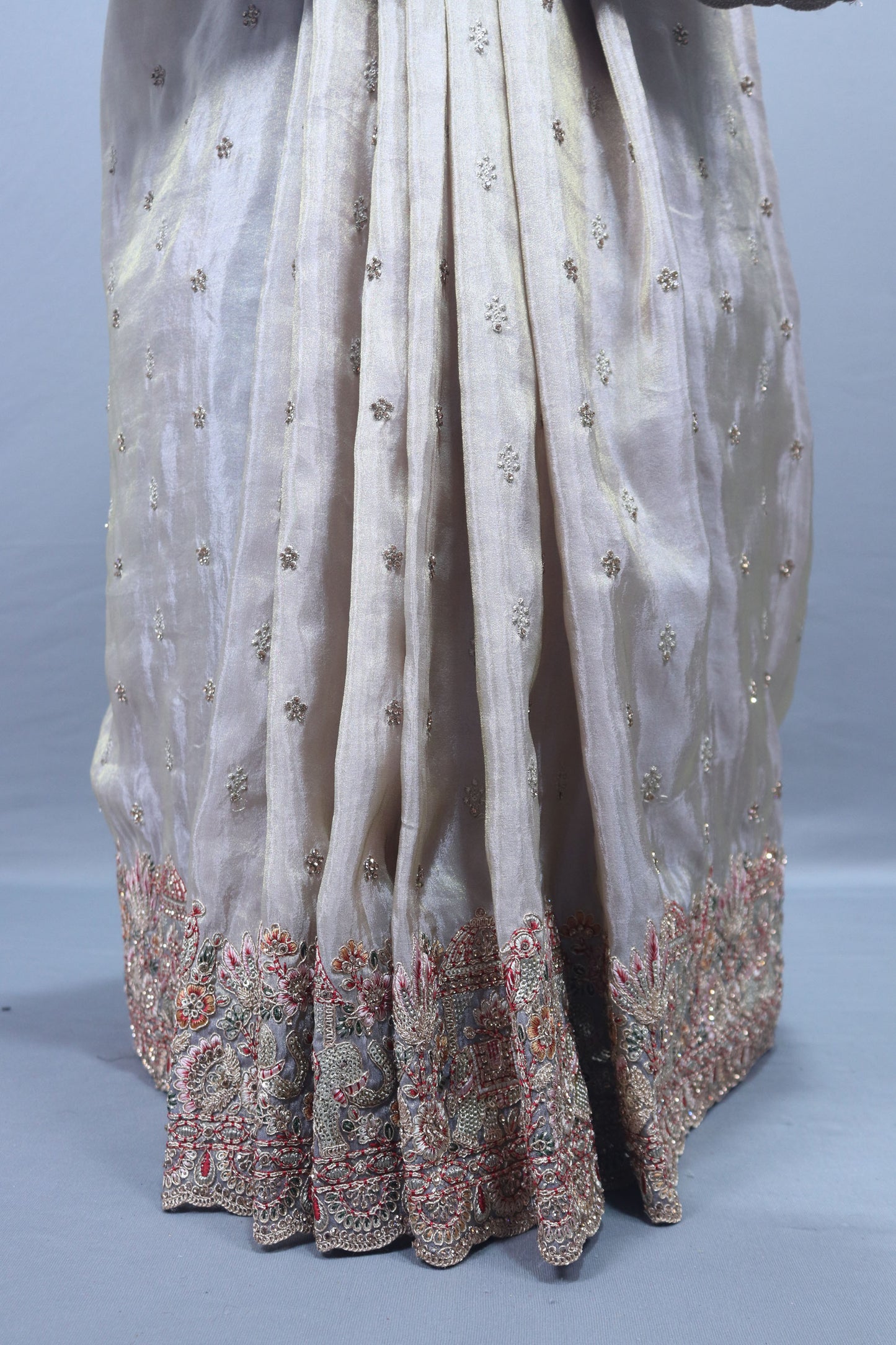 Ivory Embroidered Silk Saree with Heavy Zari Border Delicate Buti Work