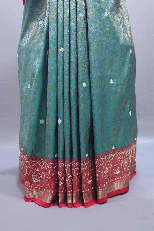 Green Red Banarasi Silk Saree with Intricate Zari Work and Tassel Pallu
