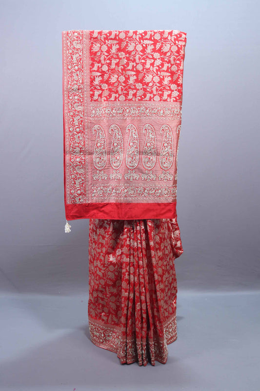Red Banarasi Silk Saree Rich Floral Zari Weaving Heavy Traditional Pallu 