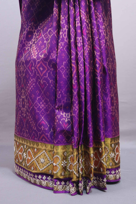 Purple Silk Blend Traditional Saree with Golden Zari Border Woven Design