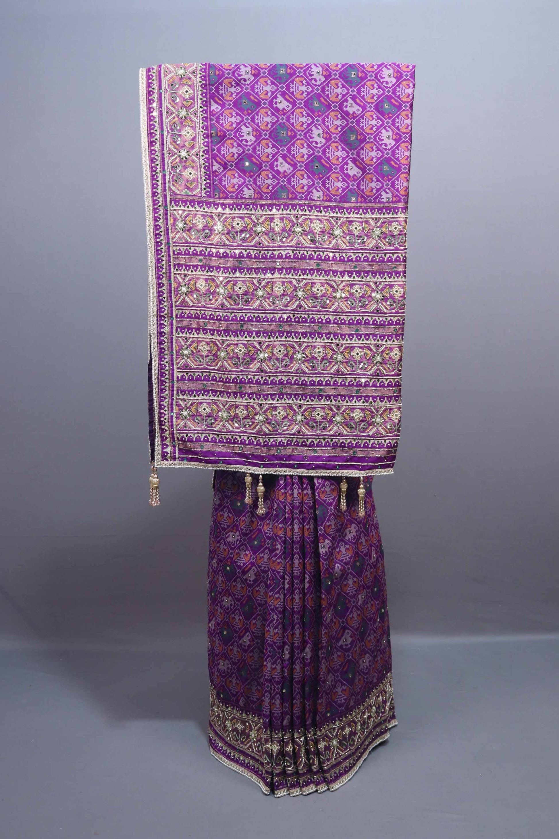 Purple Traditional Embroidered Saree Heavy Border Tassel Pallu 