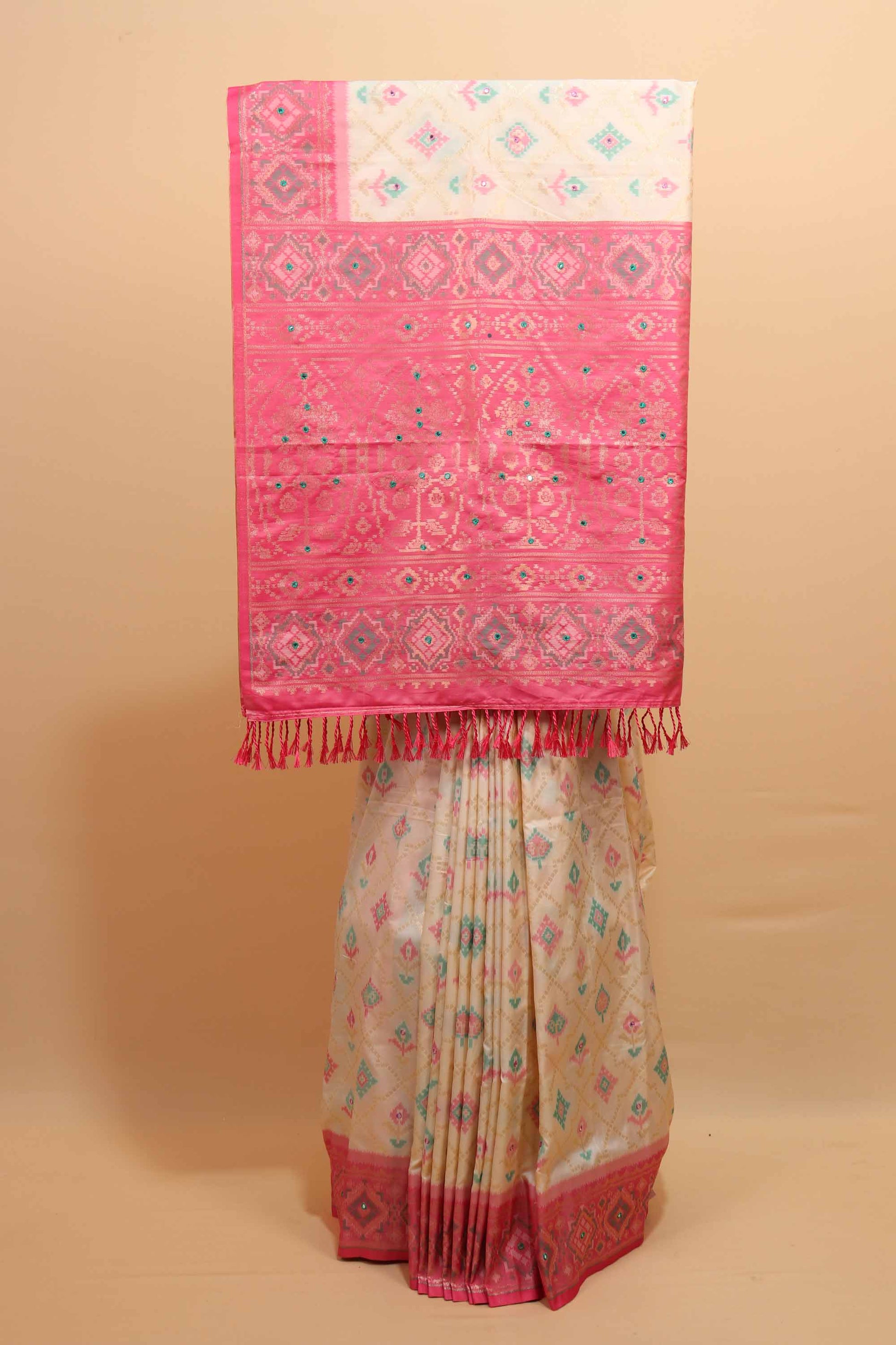 Cream Pink Banarasi Silk Saree Zari Geometric Weaving Traditional Saree