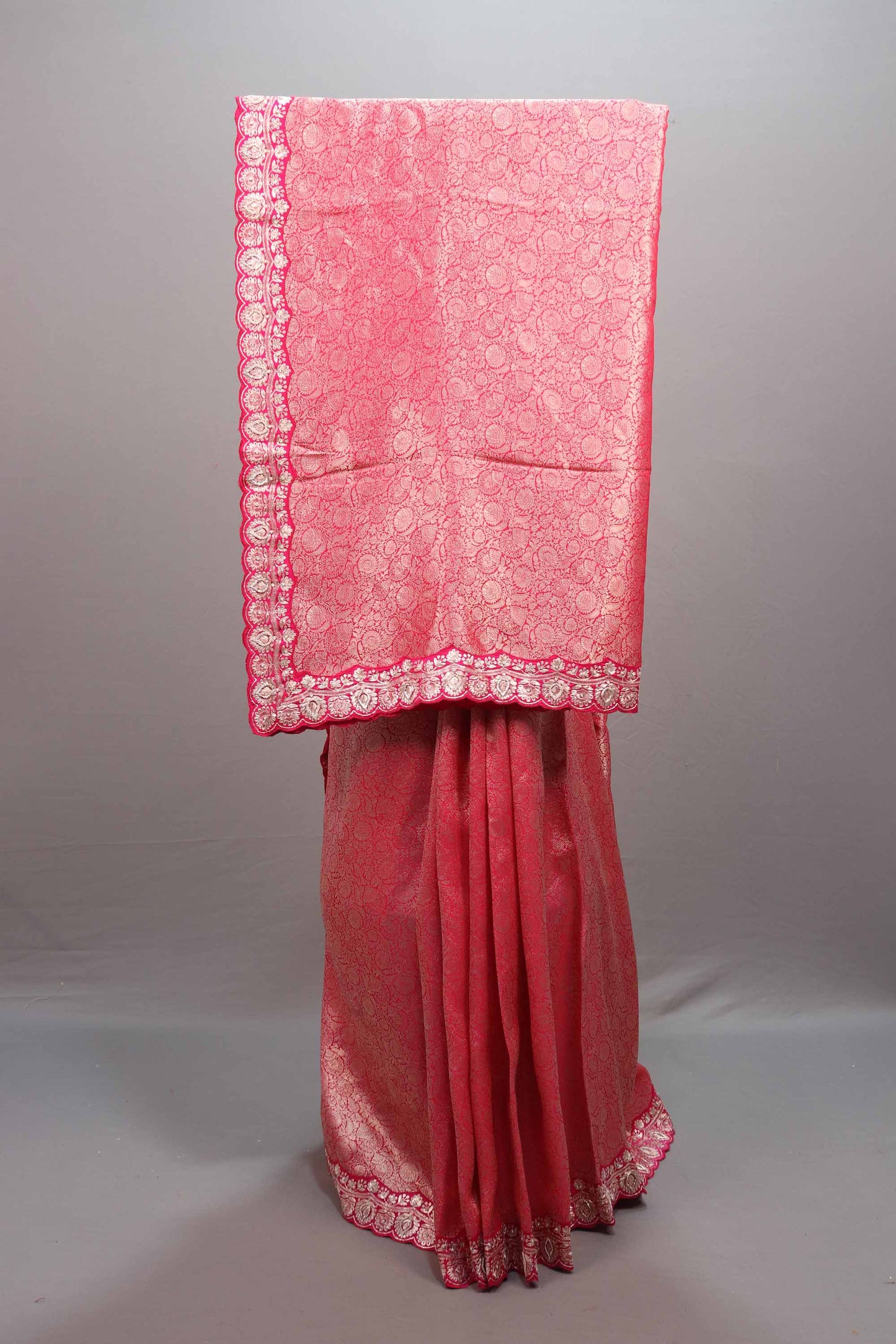 Elegant Pink Jacquard Silk Saree with Woven Design Border