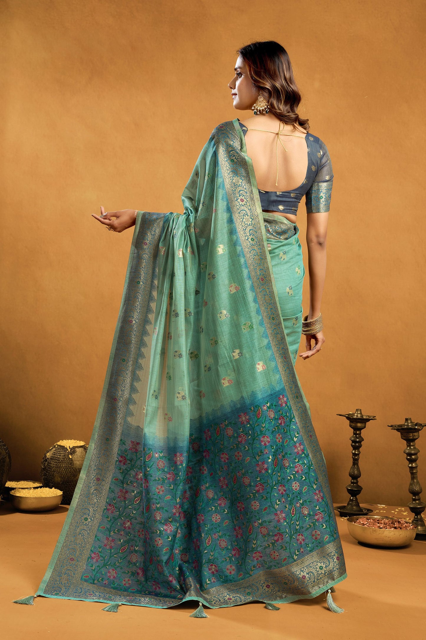 Graceful Sea Green Premium Spun Cotton Zari Woven Saree Zhallar for Women